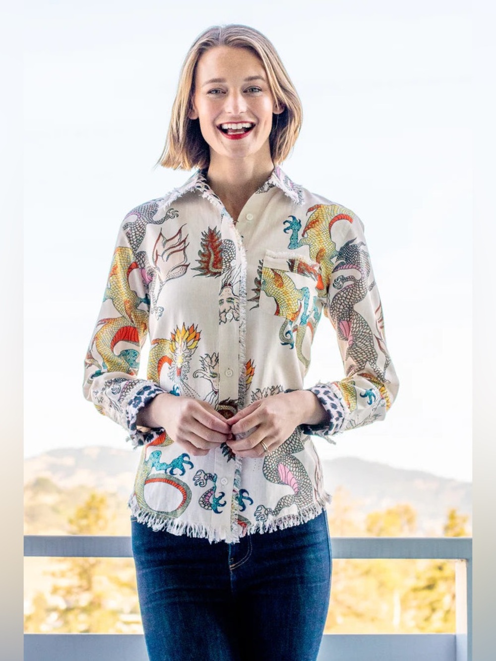 TIZZIE Dizzy Lizzie "Tizzie" Cape Cod Top in Ivory Dragon Print